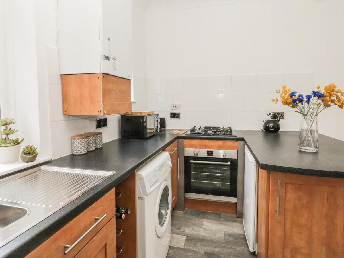 1 Burns Yard Apartment Whitby Ngoại thất bức ảnh