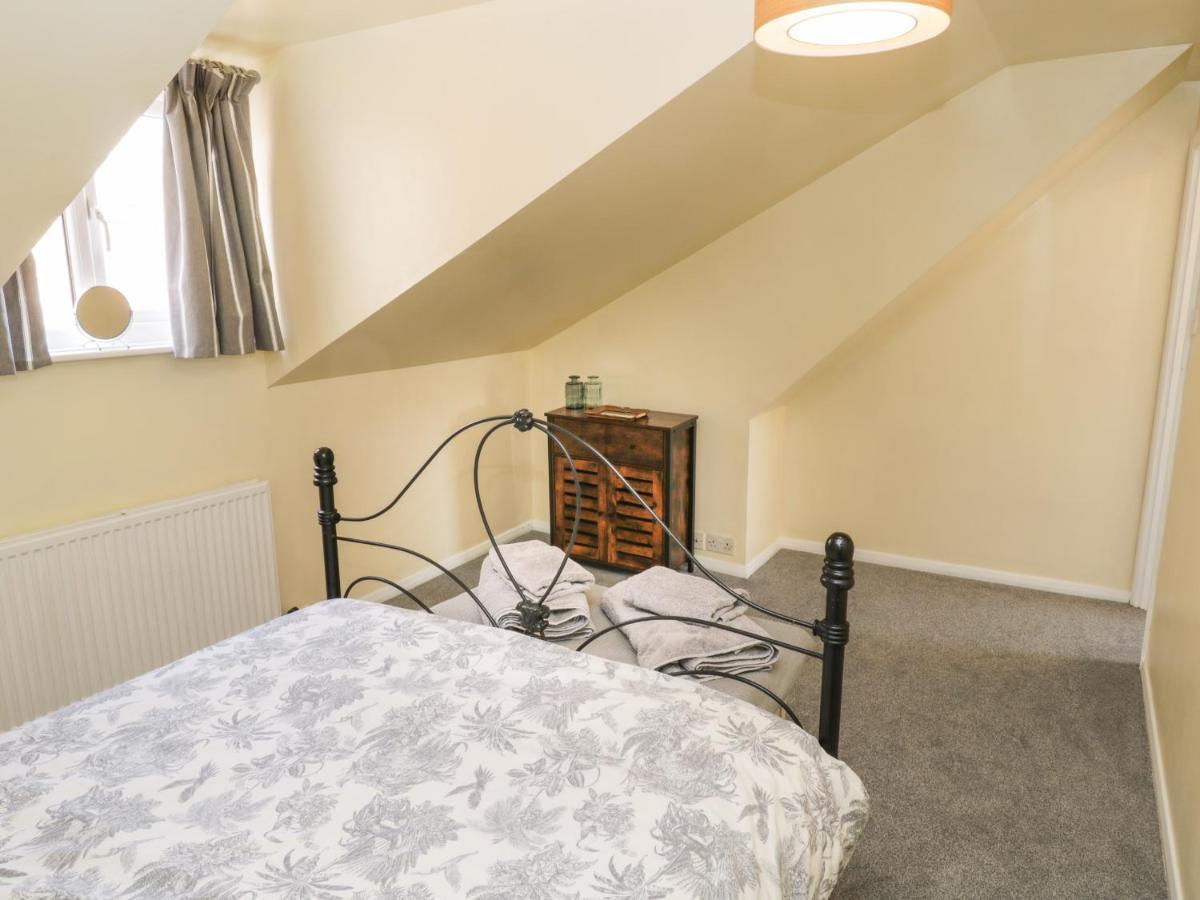 1 Burns Yard Apartment Whitby Ngoại thất bức ảnh